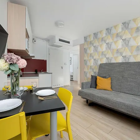 Funkcjonalny Praca Zdalna W Doskonalej Lokalizacji Wroclawia By Renters Breslavia