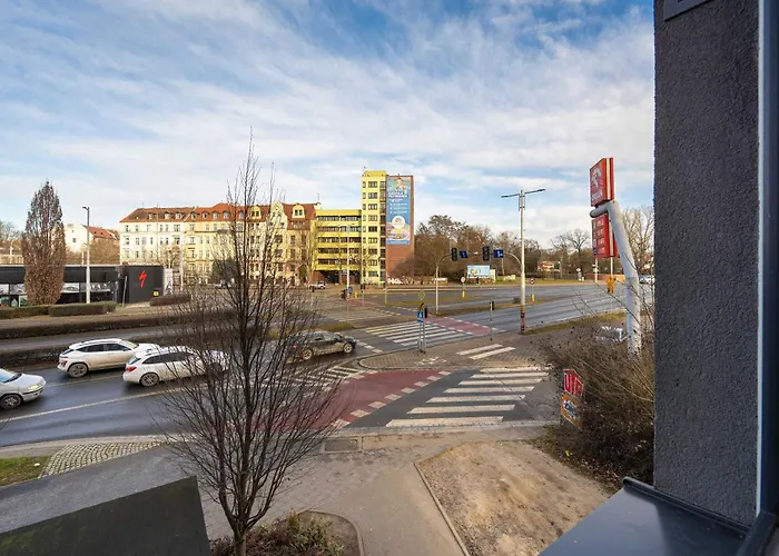 Funkcjonalny Praca Zdalna W Doskonalej Lokalizacji Wroclawia By Renters * Breslavia