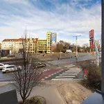 Funkcjonalny Praca Zdalna W Doskonalej Lokalizacji Wroclawia By Renters * Breslavia