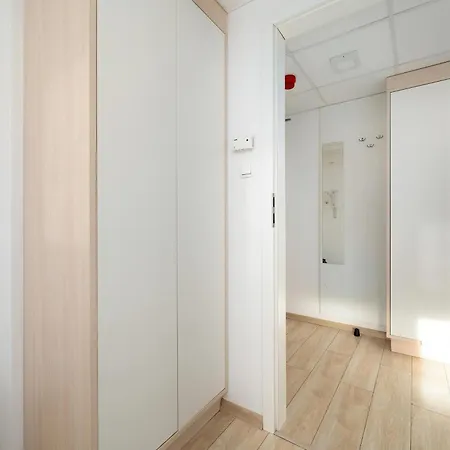 Funkcjonalny Praca Zdalna W Doskonalej Lokalizacji Wroclawia By Renters Lägenhet
