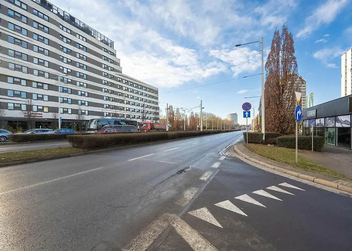 Appartamento Funkcjonalny Praca Zdalna W Doskonalej Lokalizacji Wroclawia By Renters